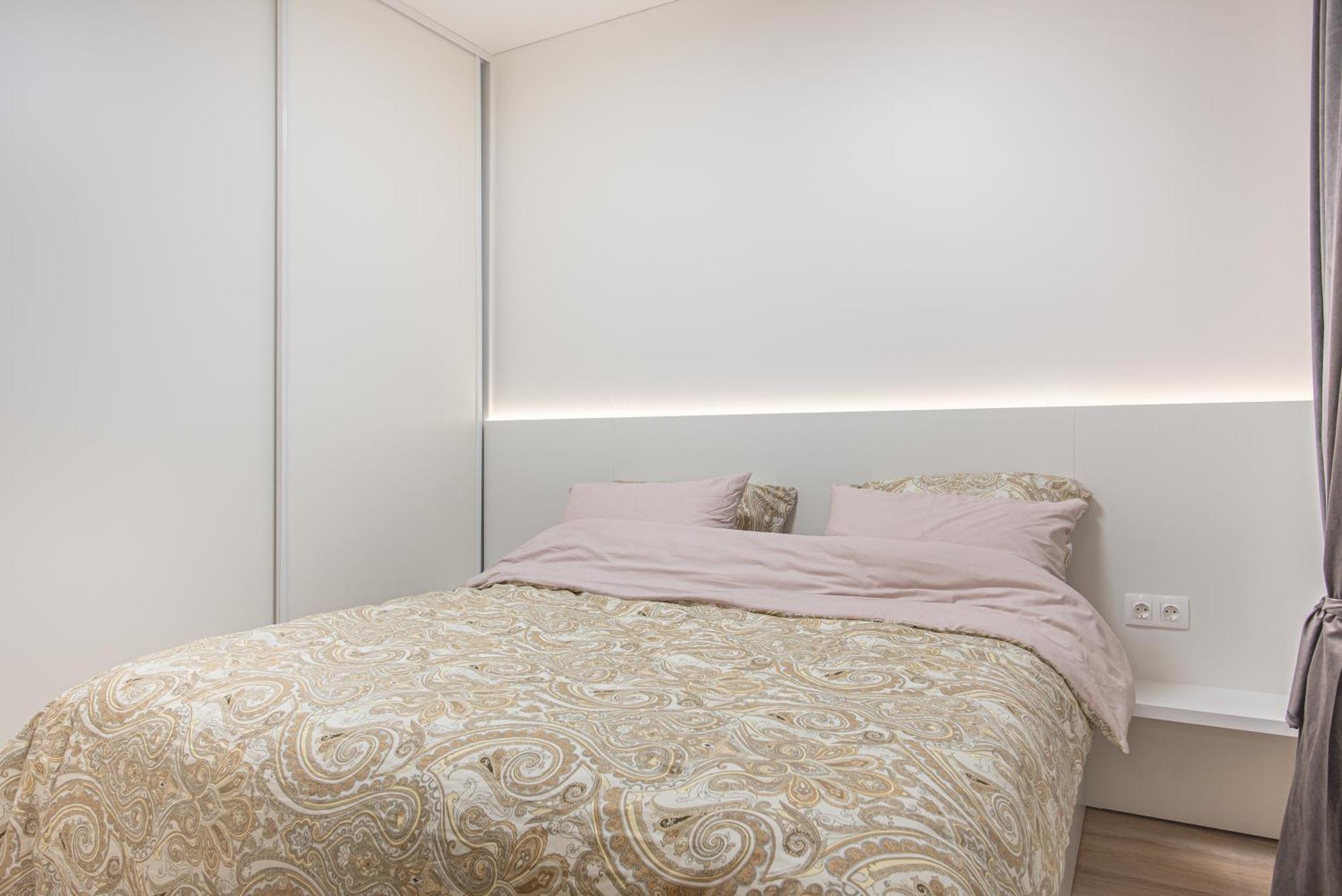 Cathedral Apartment, Perfect For Couples Вильнюс Экстерьер фото